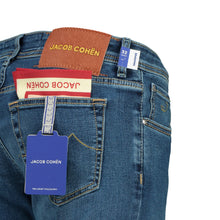 Afbeelding in Gallery-weergave laden, JACOB COHEN JEANS NICK (J622) slimfit ART.NR. 3621-334D
