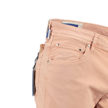 Afbeelding in Gallery-weergave laden, JACOB COHEN JEANS NICK (J622) slimfit ART.NR. 3756-M20
