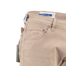 Afbeelding in Gallery-weergave laden, JACOB COHEN JEANS NICK (J622) slimfit ART.NR. 3756-B75
