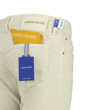 Afbeelding in Gallery-weergave laden, W JACOB COHEN JEANS NICK (J622) slimfit ART.NR. 3838-81
