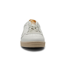 Afbeelding in Gallery-weergave laden, VALSPORT WHITE SNEAKER VINTAGE LOOK

